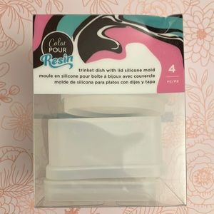 American Crafts Color Pour Resin Trinket Dish with Lid Mold